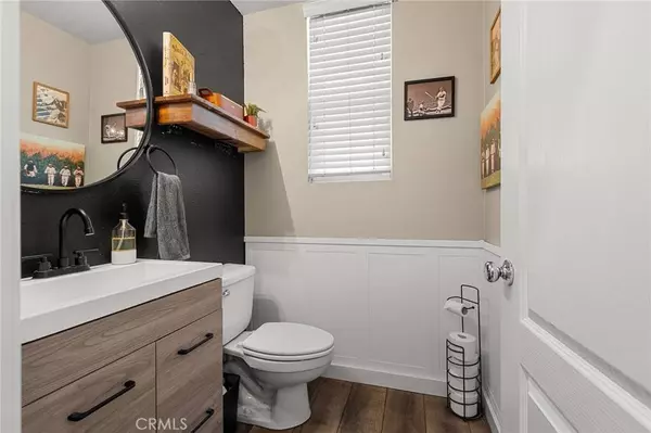 15723 Parkhouse DR #30, Fontana, CA 92336