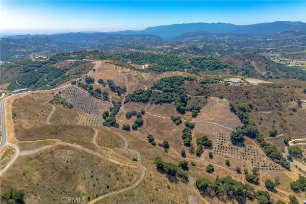 3 La Cruz DR, Temecula, CA 92590