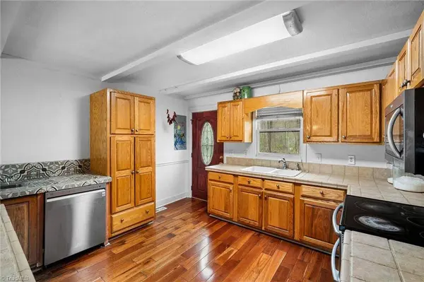 542 Frank Fleer RD, Lexington, NC 27292