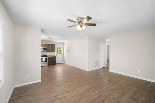 866 Falling Creek CT, Rural Hall, NC 27045