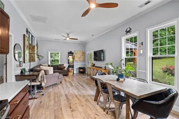 305 Weavil RD, Winston-salem, NC 27107