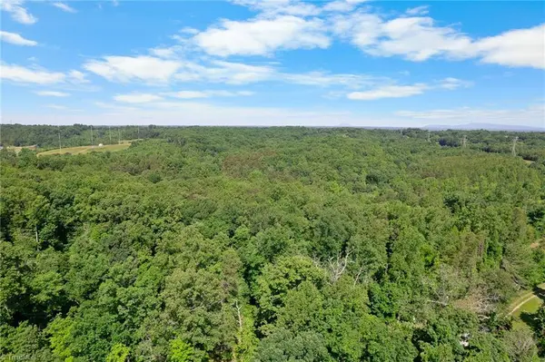 0 Davis RD, Walkertown, NC 27051