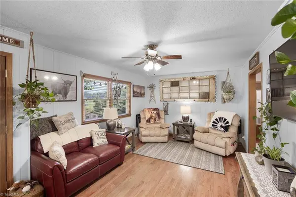 1220 Bowen RD, Yadkinville, NC 27055