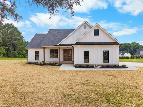 263 Rural Retreat RD, Winston-salem, NC 27107