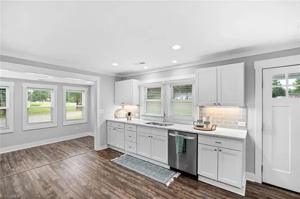 3803 West Center Street EXT, Lexington, NC 27295