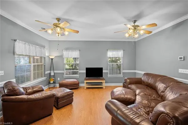 104 Sunrise AVE, Lexington, NC 27292
