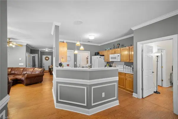 104 Sunrise AVE, Lexington, NC 27292