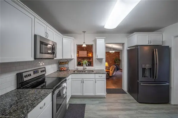 325 Coleman ST, Eden, NC 27288