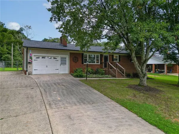 276 Wilmar CIR, Lexington, NC 27295