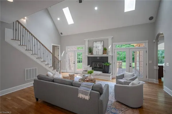 2620 Crow Hill DR, Winston-salem, NC 27106