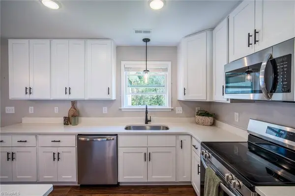 246 Arcadia DR, Lexington, NC 27295