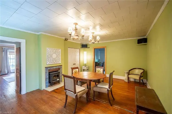 5820 Skylark RD, Pfafftown, NC 27040