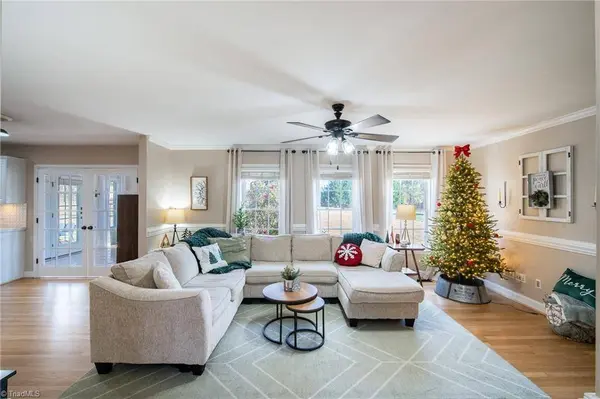 206 Garden Valley DR, Winston-salem, NC 27107