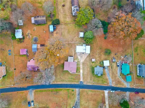 229 River DR, Linwood, NC 27299