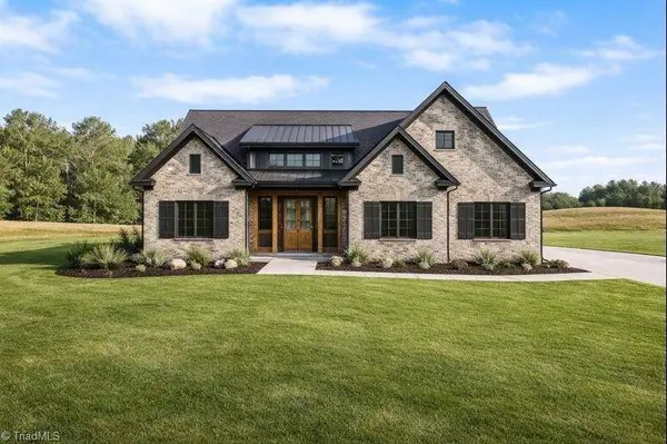 157 Emory CT, Lexington, NC 27295