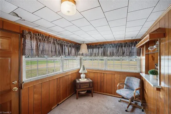 1246 Hickory Tree RD, Winston-salem, NC 27127