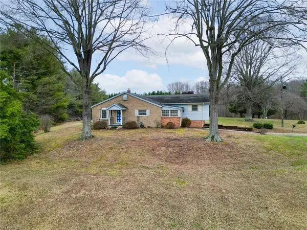 1246 Hickory Tree RD, Winston-salem, NC 27127