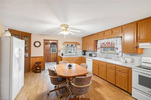 1246 Hickory Tree RD, Winston-salem, NC 27127