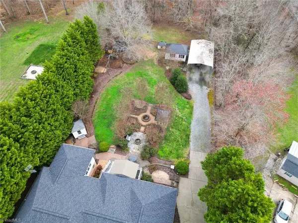 299 Ridge DR, Lexington, NC 27295