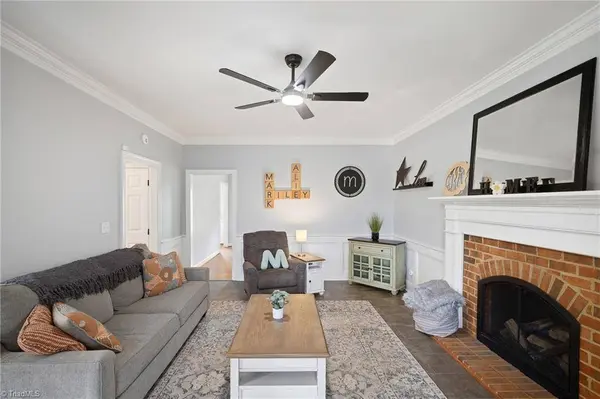8105 Slane CT, Clemmons, NC 27012