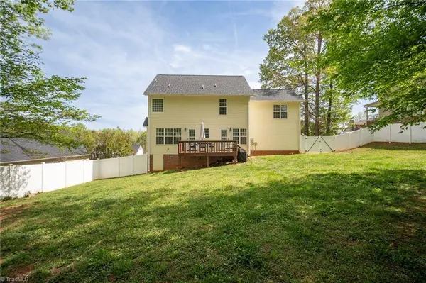 392 Arbor TRL, Thomasville, NC 27360