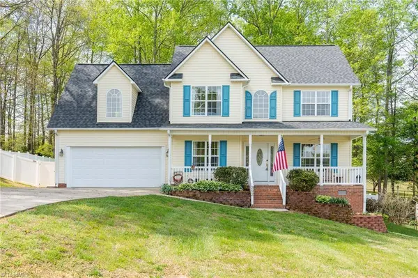 392 Arbor TRL, Thomasville, NC 27360