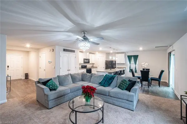 3892 Muddy Creek DR, Winston-salem, NC 27107