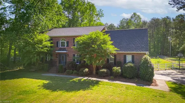2550 Rowe RD, Lexington, NC 27295