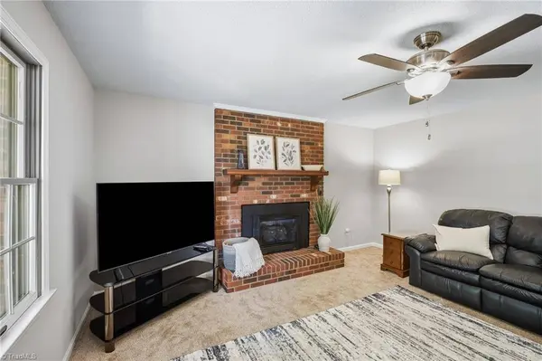 1540 Thomas RD, Lexington, NC 27295