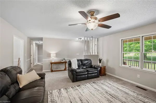 1540 Thomas RD, Lexington, NC 27295