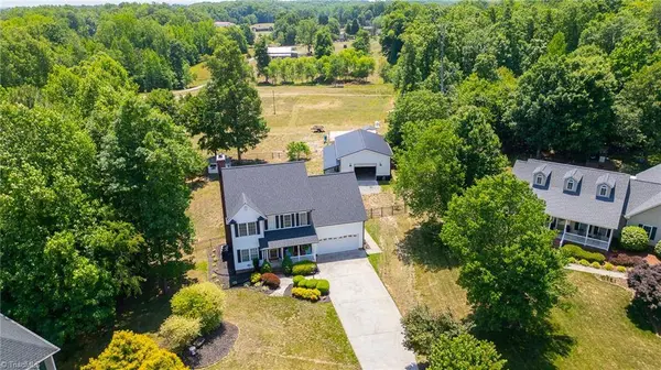 323 Ridge DR, Lexington, NC 27295