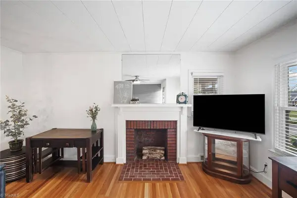 344 Sunset RD, Clemmons, NC 27012