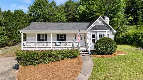 160 Crossfield CT, Lexington, NC 27295