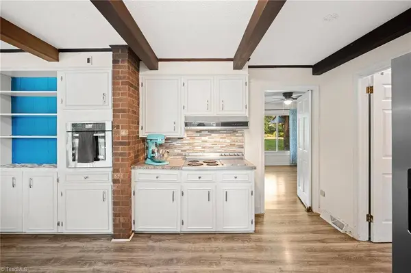 3620 Chelmsford DR, Winston-salem, NC 27105