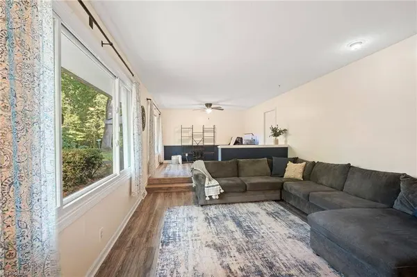 3620 Chelmsford DR, Winston-salem, NC 27105