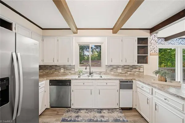 3620 Chelmsford DR, Winston-salem, NC 27105