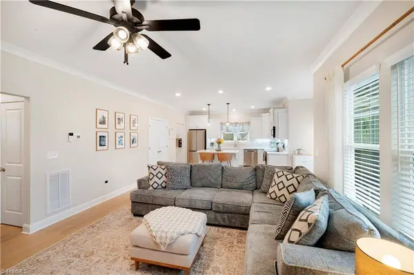 360 Wynnfall DR, Lexington, NC 27295