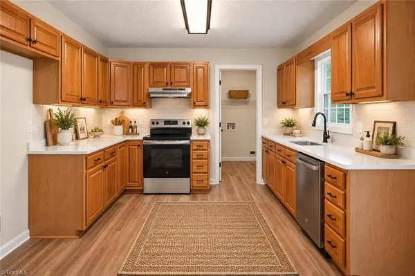 125 Cloverfield CT, Winston-salem, NC 27127