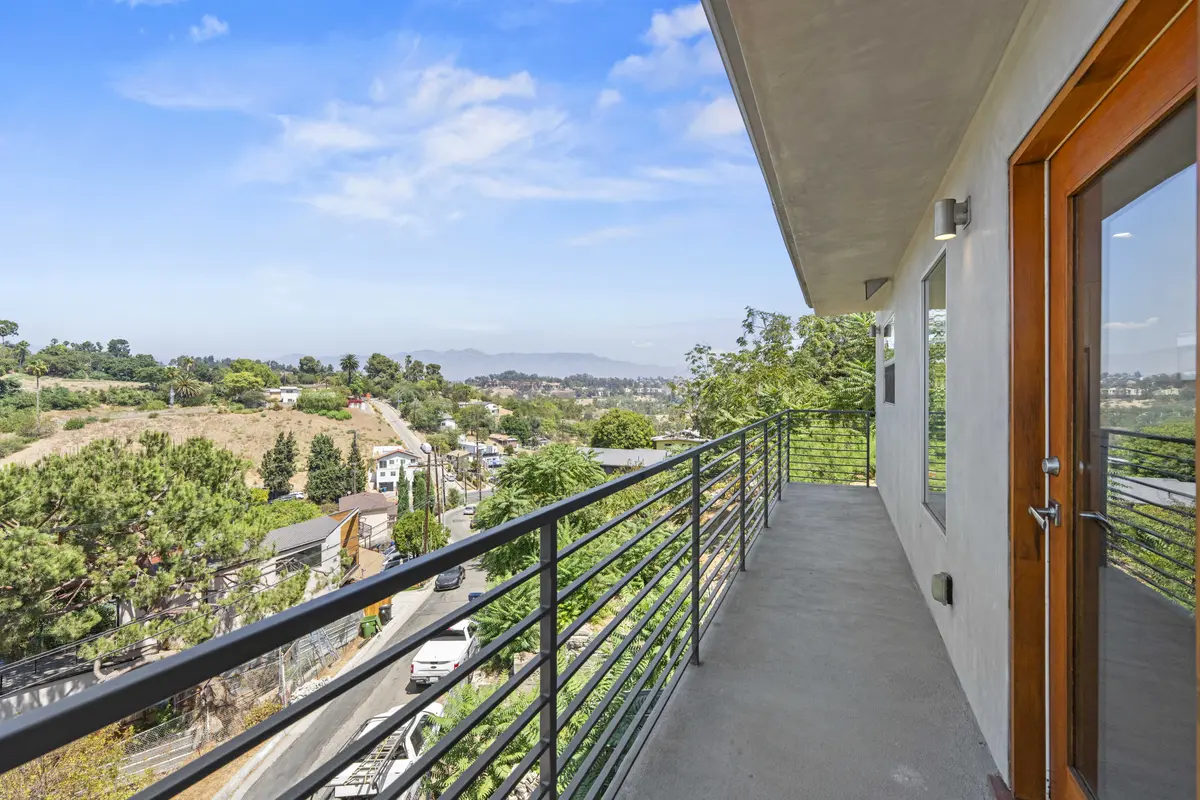 4203 Raynol St, Los Angeles, CA 90032-1837