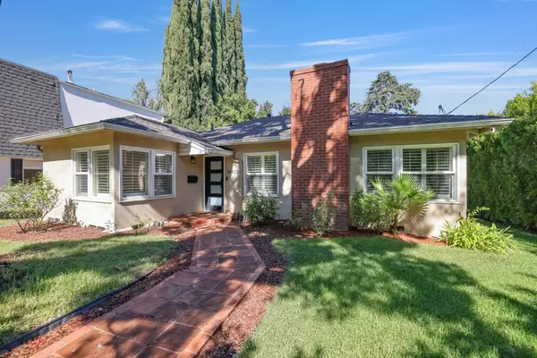 14405 Valley Vista Blvd, Sherman Oaks, CA 91423-4029