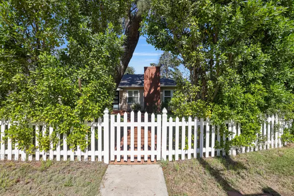 Sherman Oaks, CA 91423-4029,14405 Valley Vista Blvd