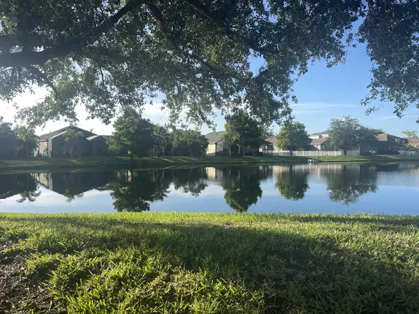 Is Greenbrook Village the Best Neighborhood in Lakewood Ranch?,Adam Miller