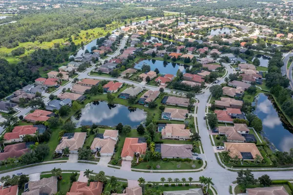 What Makes Greenbrook Village Different From Other Lakewood Ranch Neighborhoods?