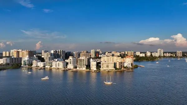 Sarasota Expands Vacation Rental Rules Into Gillespie Park and Park East