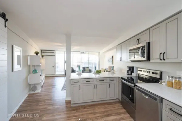 300 N State Street #3808, Chicago, IL 60654
