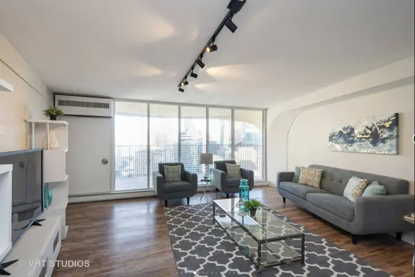 300 N State Street #3808, Chicago, IL 60654