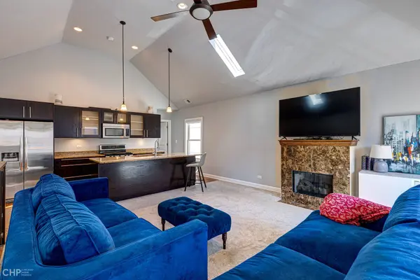 1414 W Superior Street #2, Chicago, IL 60642
