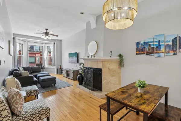 2202 N Clybourn AVE #3, Chicago, IL 60614