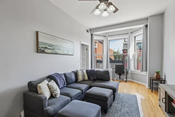 2202 N Clybourn AVE #3, Chicago, IL 60614