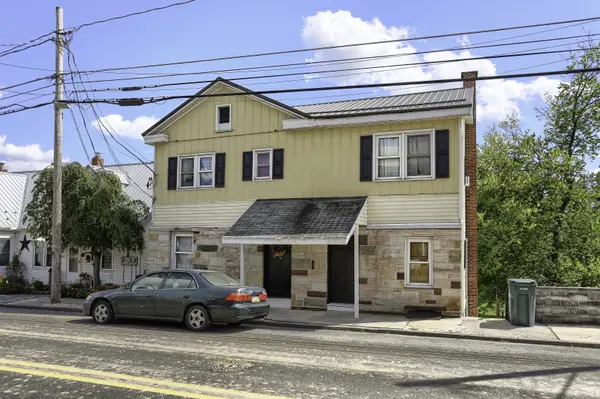805 Front St, Mt Union, PA 17066